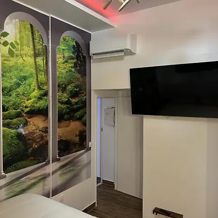 La Pres Gare Apartment *